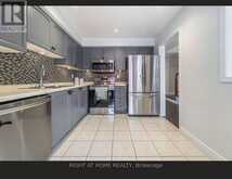 260 - 7360 ZINNIA PLACE Mississauga