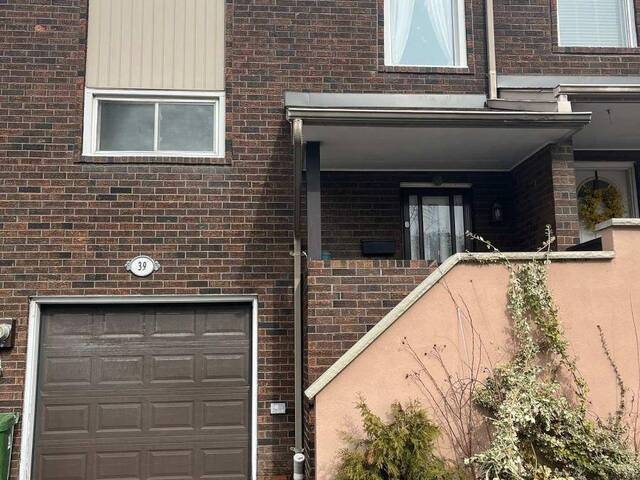 33 - 39 PERMFIELD PATH N Toronto Ontario