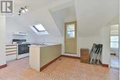 18 BARTON AVENUE Toronto