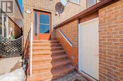 15 PEACHTREE PLACE Vaughan