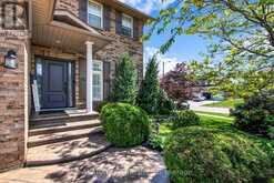 2113 DALECROFT CRESCENT Burlington