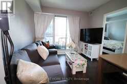 541 - 31 TIPPET ROAD Toronto