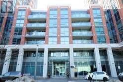 541 - 31 TIPPET ROAD Toronto