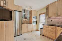 7 DEARHAM WOOD Toronto