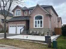 5 SANDCHERRY AVENUE Markham