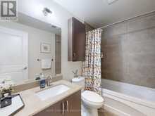 427 - 7608 YONGE STREET Vaughan