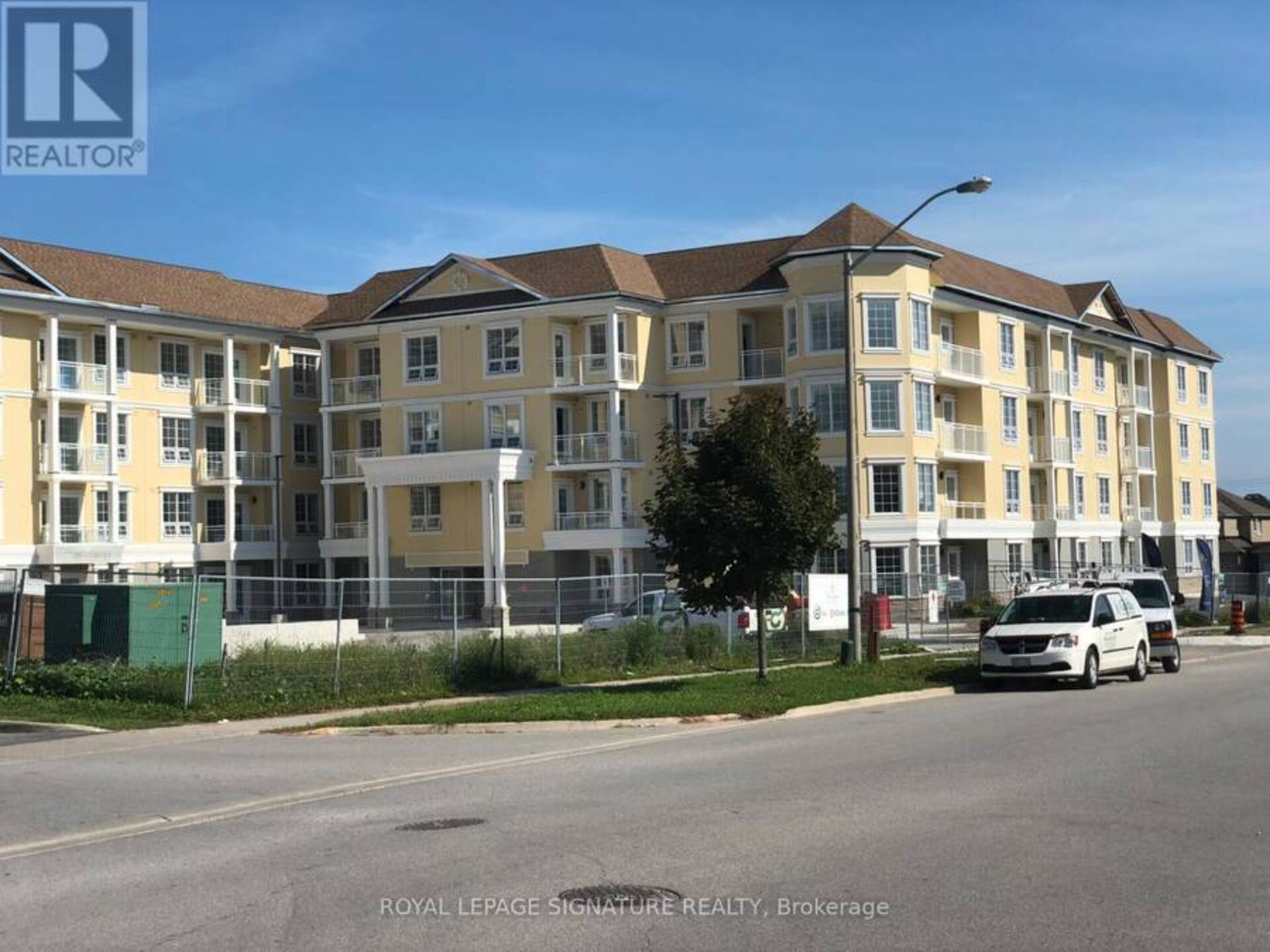 321 - 21 BROOKHOUSE DRIVE Clarington