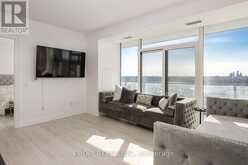 813 - 10 GATINEAU DRIVE Vaughan