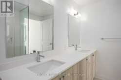 813 - 10 GATINEAU DRIVE Vaughan