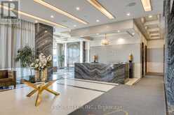 813 - 10 GATINEAU DRIVE Vaughan