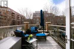 TH10 - 21 BURKEBROOK PLACE Toronto