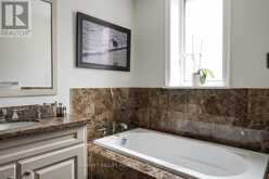 TH10 - 21 BURKEBROOK PLACE Toronto