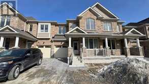 109 KENNETH ROGERS CRESCENT East Gwillimbury