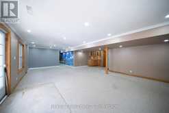 15 ROYAL YORK COURT Brant