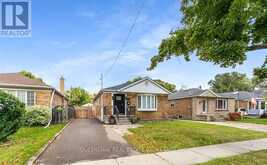 27 CHARLESTON ROAD Toronto