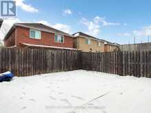 22 HOLLINGSWORTH CIRCLE Brampton