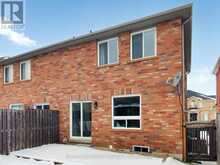 22 HOLLINGSWORTH CIRCLE Brampton