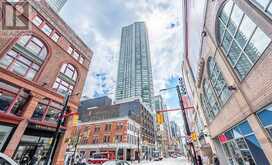 1704 - 197 YONGE STREET Toronto