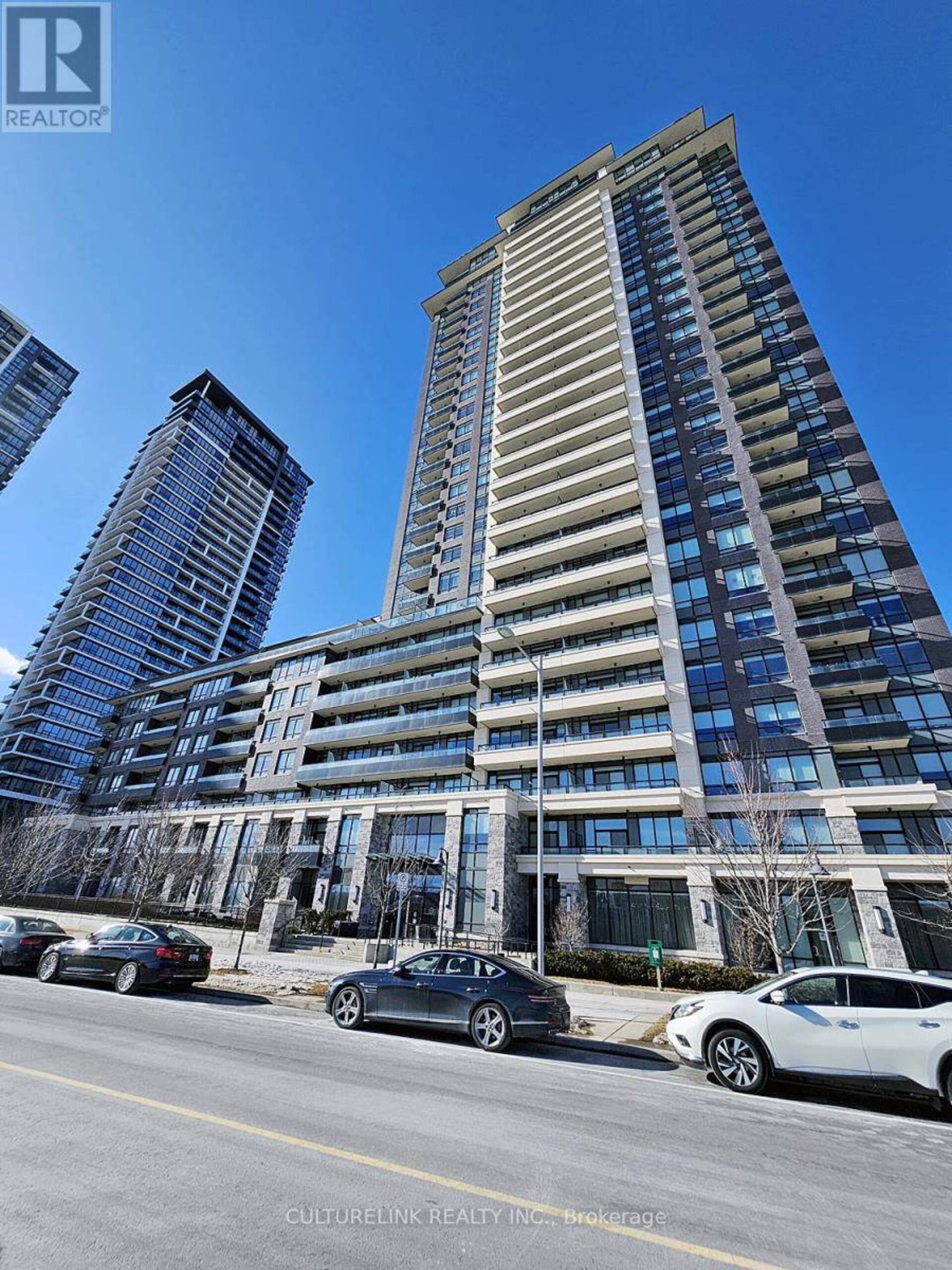 215 - 15 WATER WALK DRIVE Markham