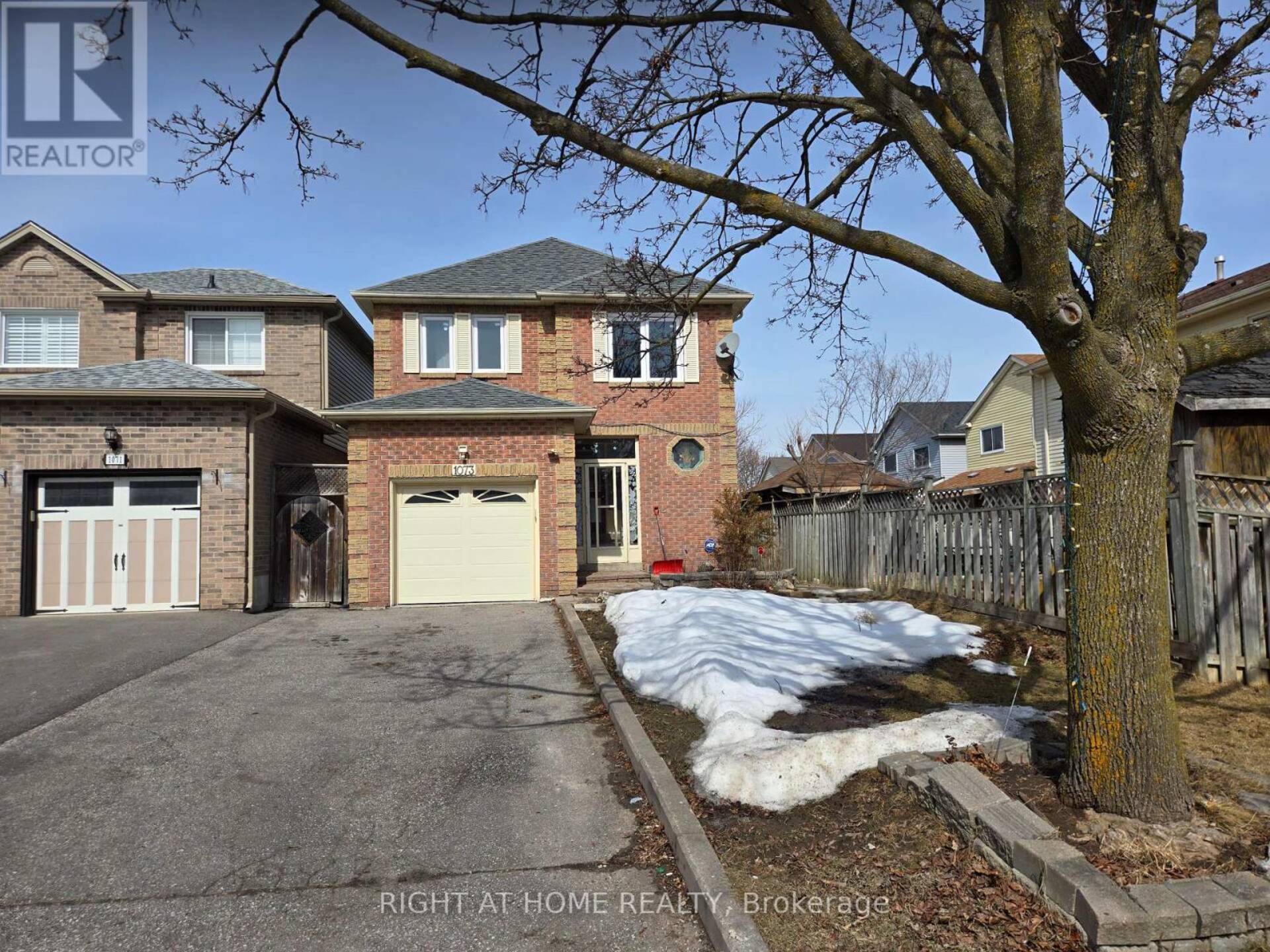 1073 RATHMORE CRESCENT Pickering