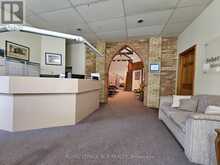 MAIN#1 - 411 QUEEN STREET Newmarket