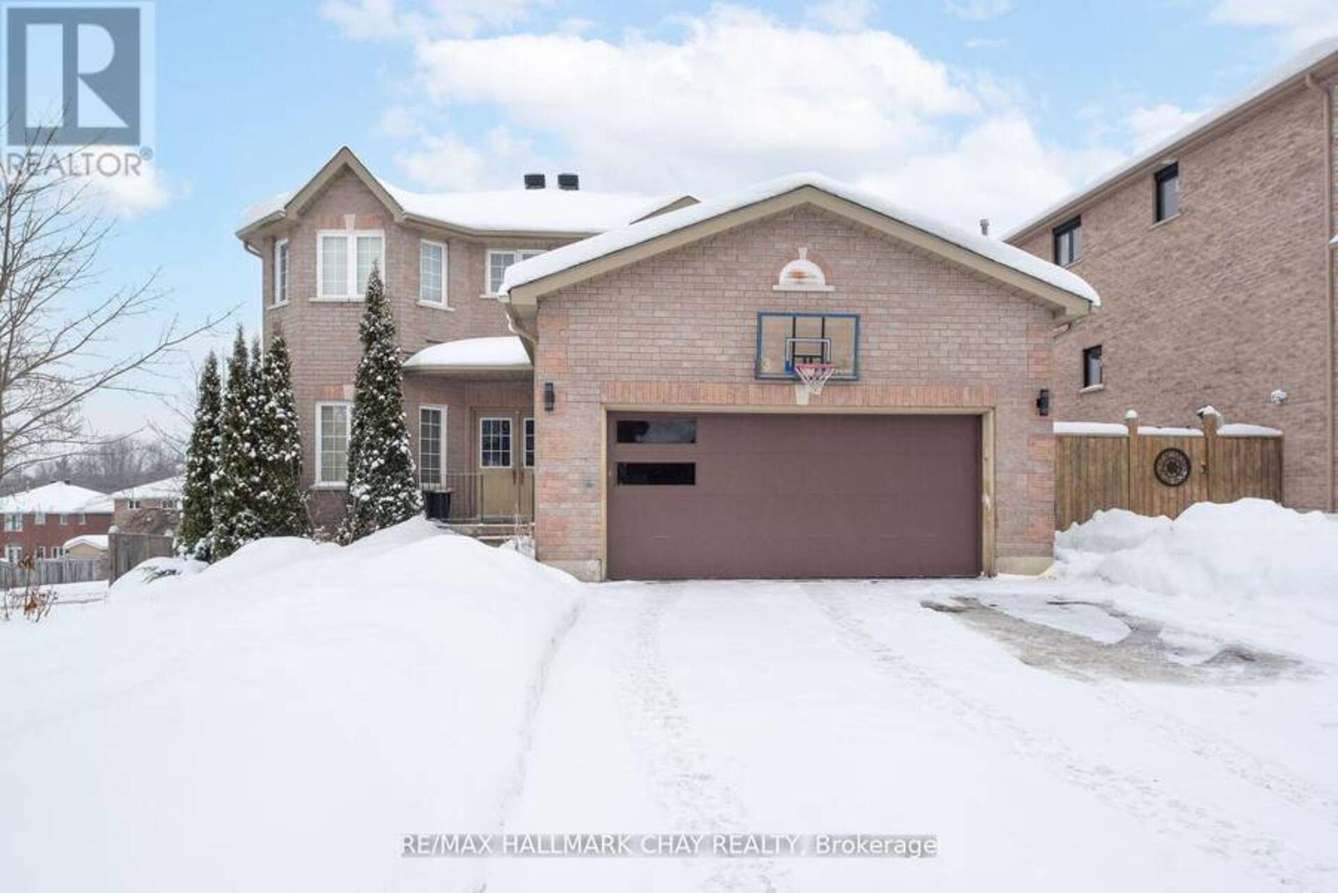 11 SPRINGWOOD COURT Barrie