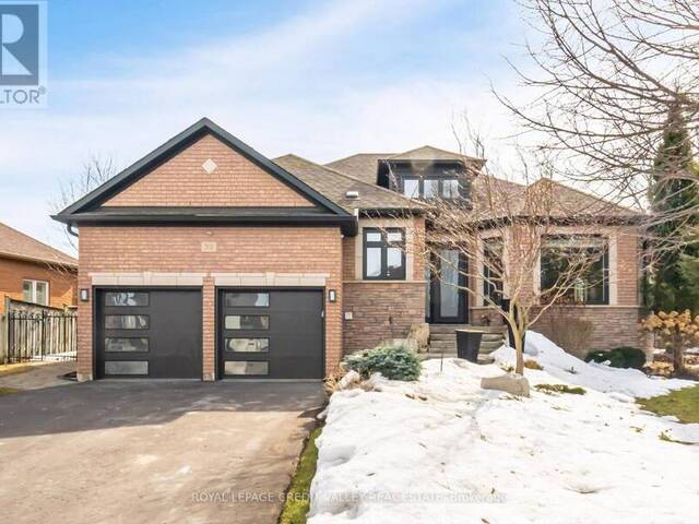 32 PINEBROOK CIRCLE Caledon Ontario