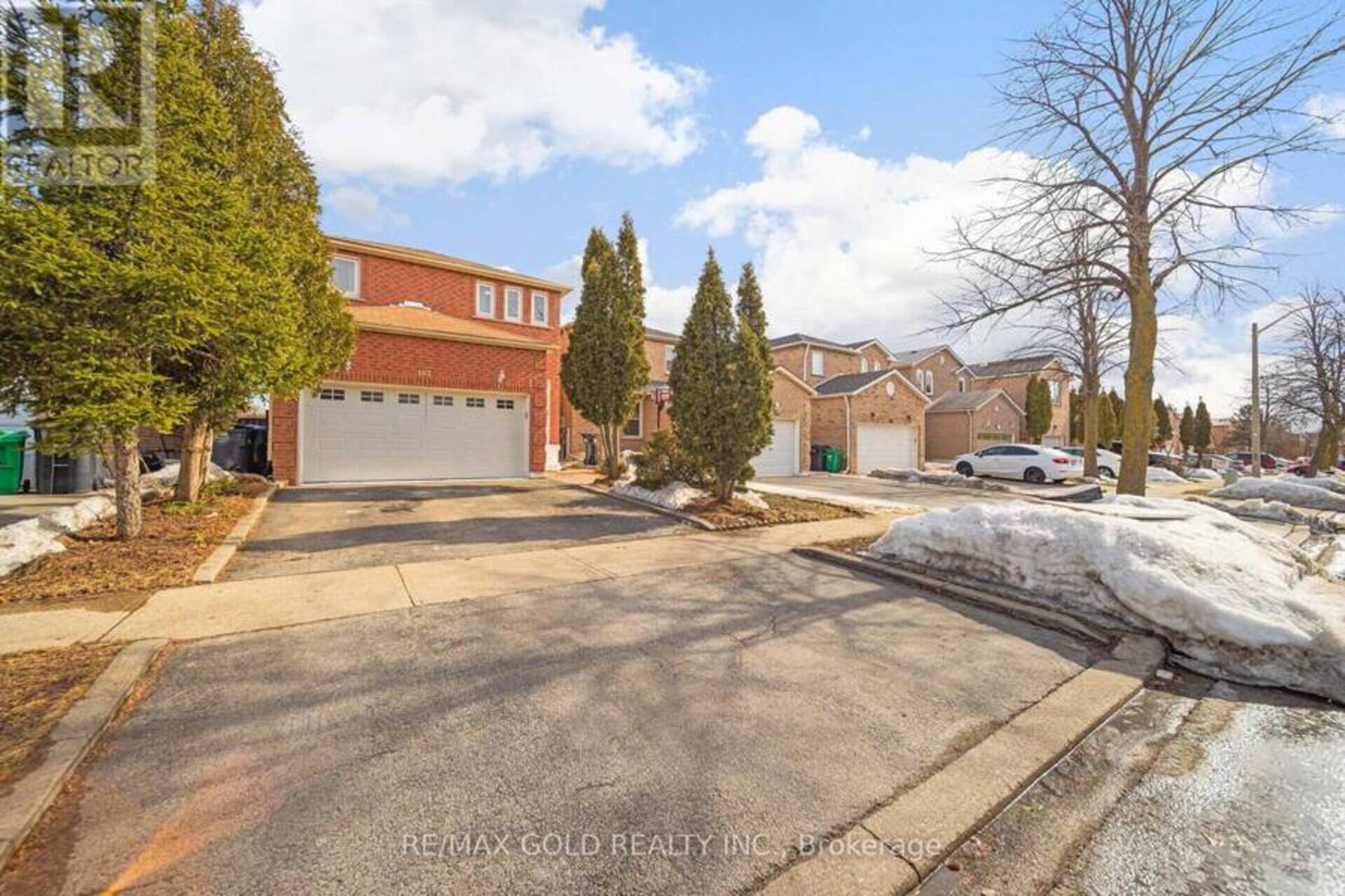 167 ECCLESTONE DRIVE Brampton