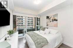 313-100 EAGLE ROCK WAY Vaughan