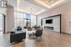 313-100 EAGLE ROCK WAY Vaughan