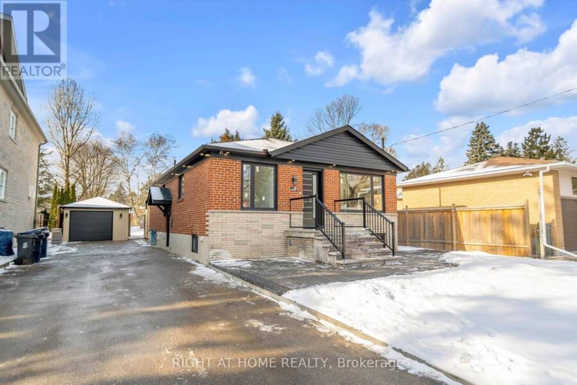 26 MCMILLAN AVENUE Toronto