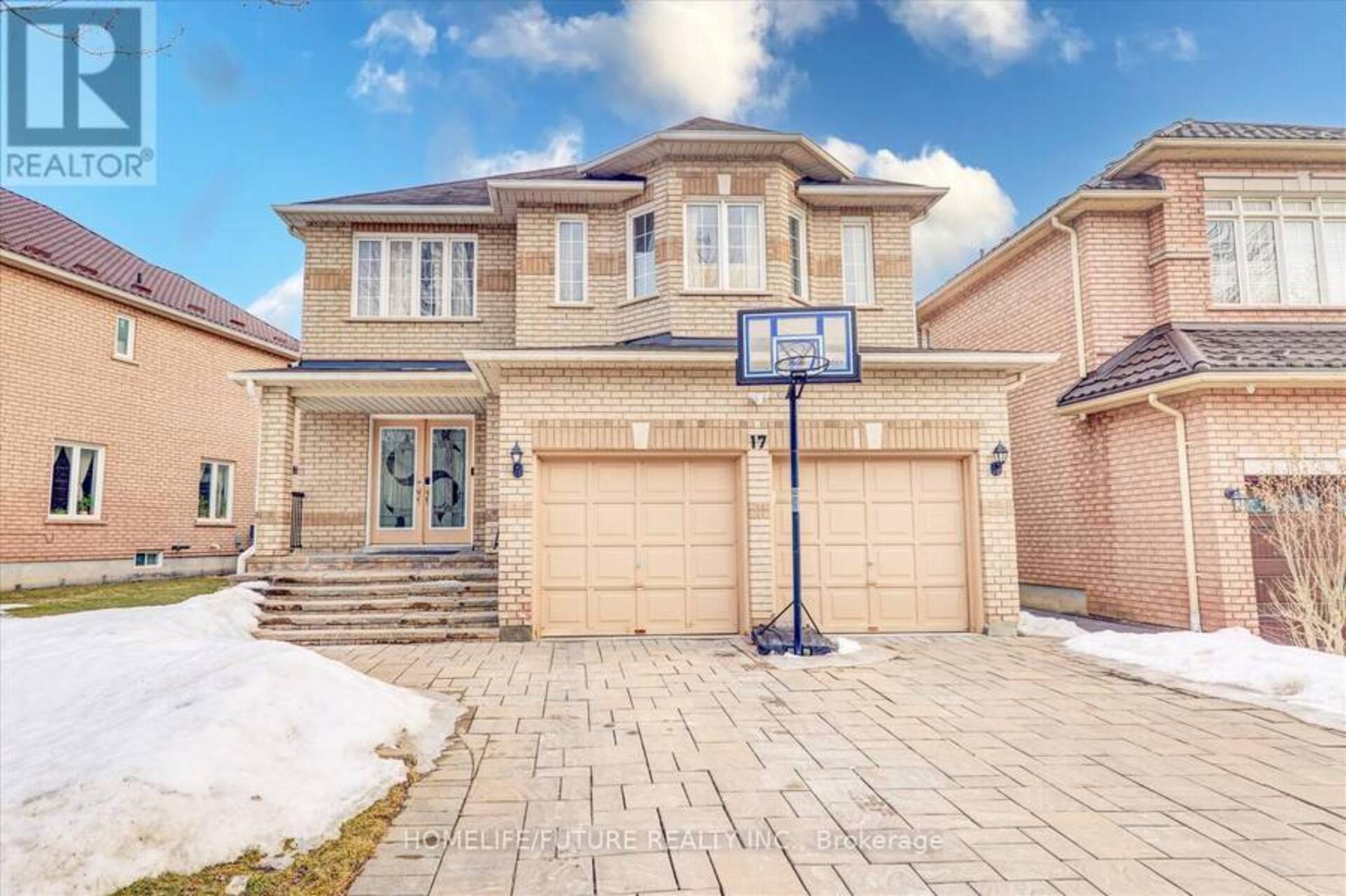 17 FERNCLIFFE CRESCENT Markham