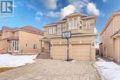 17 FERNCLIFFE CRESCENT Markham