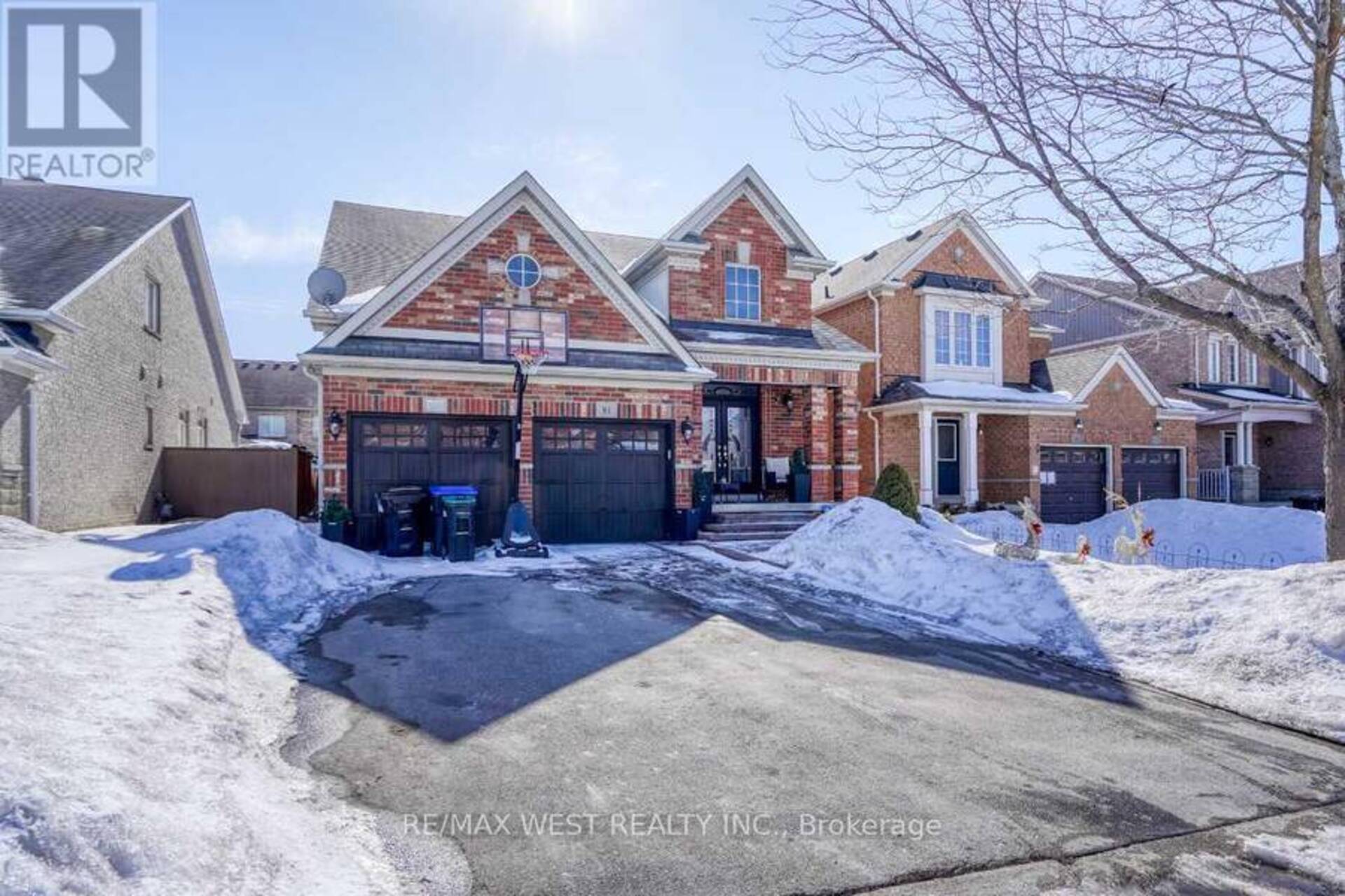 81 CORWIN DRIVE Bradford/West Gwillimbury