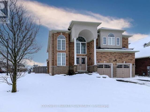 33 ELLIS CRESCENT Kawartha Lakes Ontario