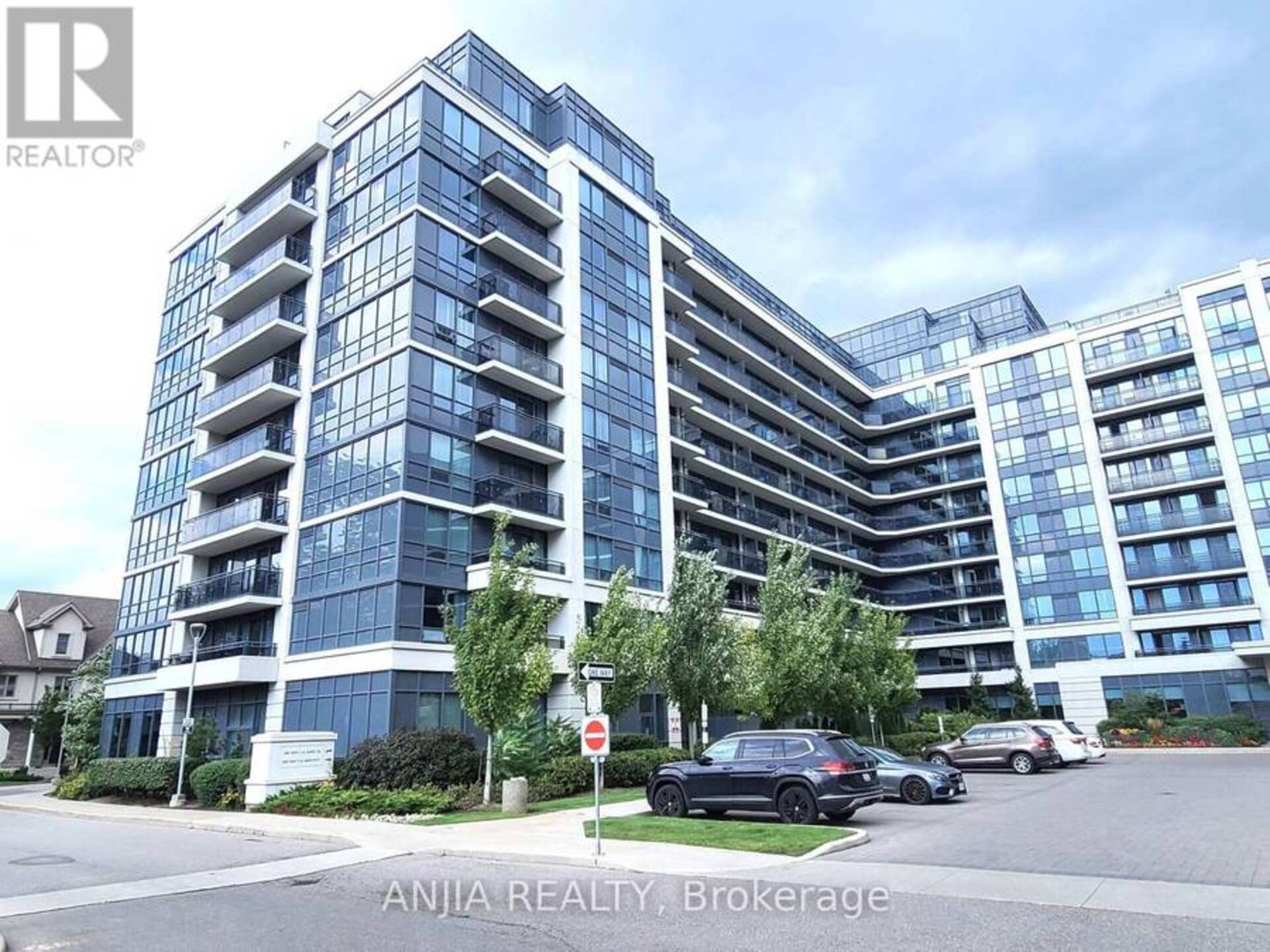 #319 - 376 HIGHWAY 7 E Richmond Hill