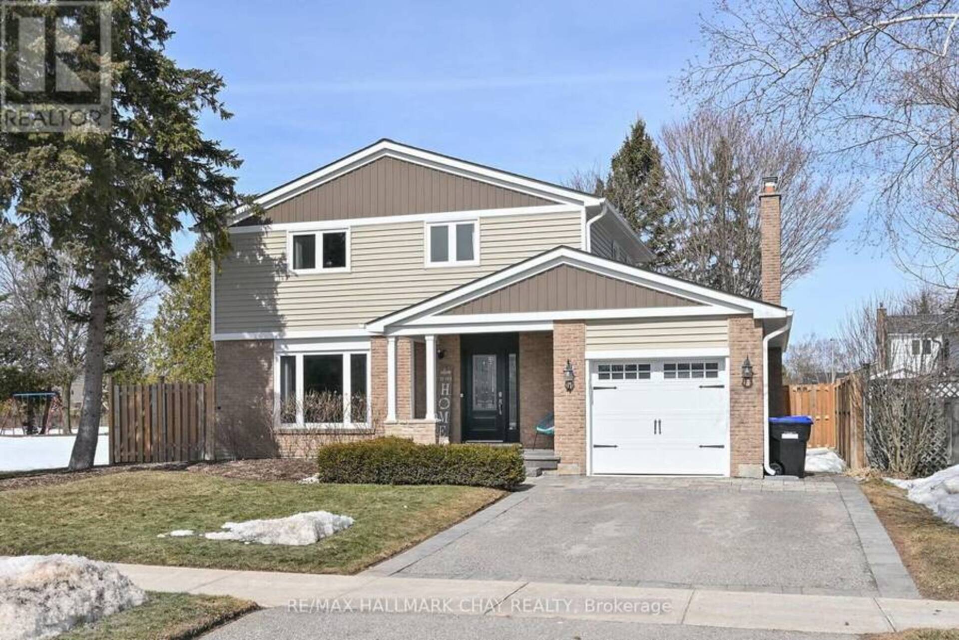 4 MCKEOWN STREET New Tecumseth