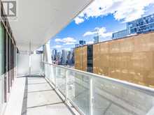 1533 - 230 SIMCOE STREET Toronto