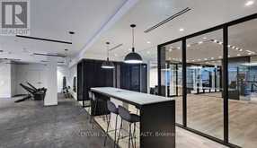 802 - 127 BROADWAY AVENUE S Toronto