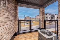 810 - 585 COLBOURNE STREET E Brant