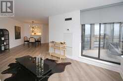 706 - 7420 BATHURST STREET Vaughan