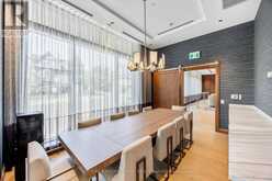 501 - 285 AVENUE ROAD Toronto