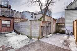 32 TECUMSETH STREET Toronto