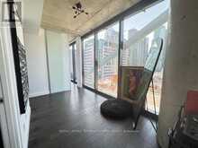 1001 - 224 KING STREET W Toronto