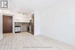 425 - 120 VARNA DRIVE Toronto