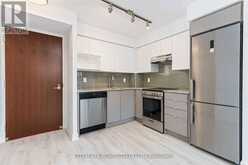 425 - 120 VARNA DRIVE Toronto