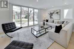 393 WINNETT AVENUE Toronto