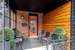 204 MONTROSE AVENUE W Toronto