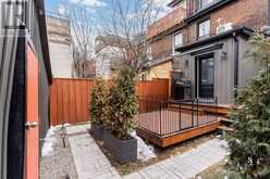 204 MONTROSE AVENUE W Toronto