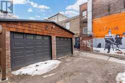 204 MONTROSE AVENUE W Toronto